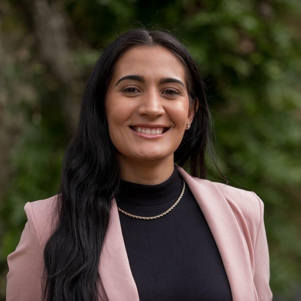 Headshot of Dani Lozzi