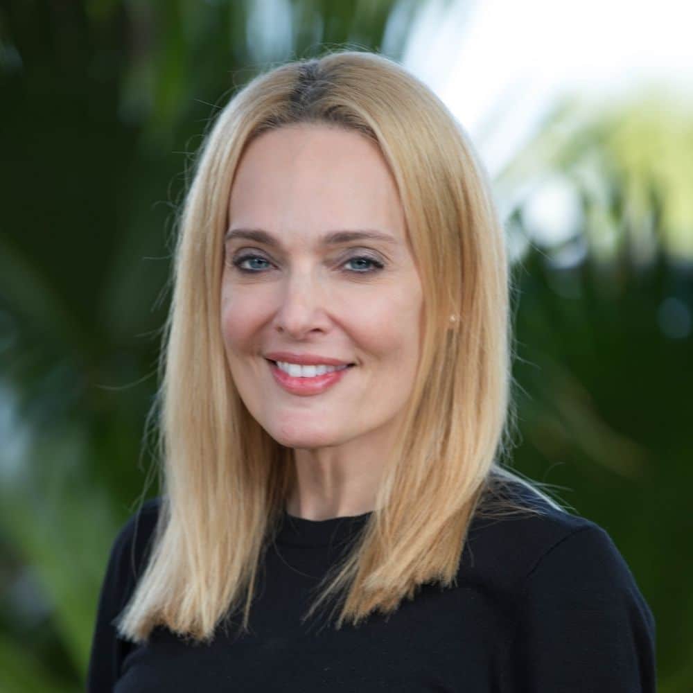 Headshot of Sheryl Gross