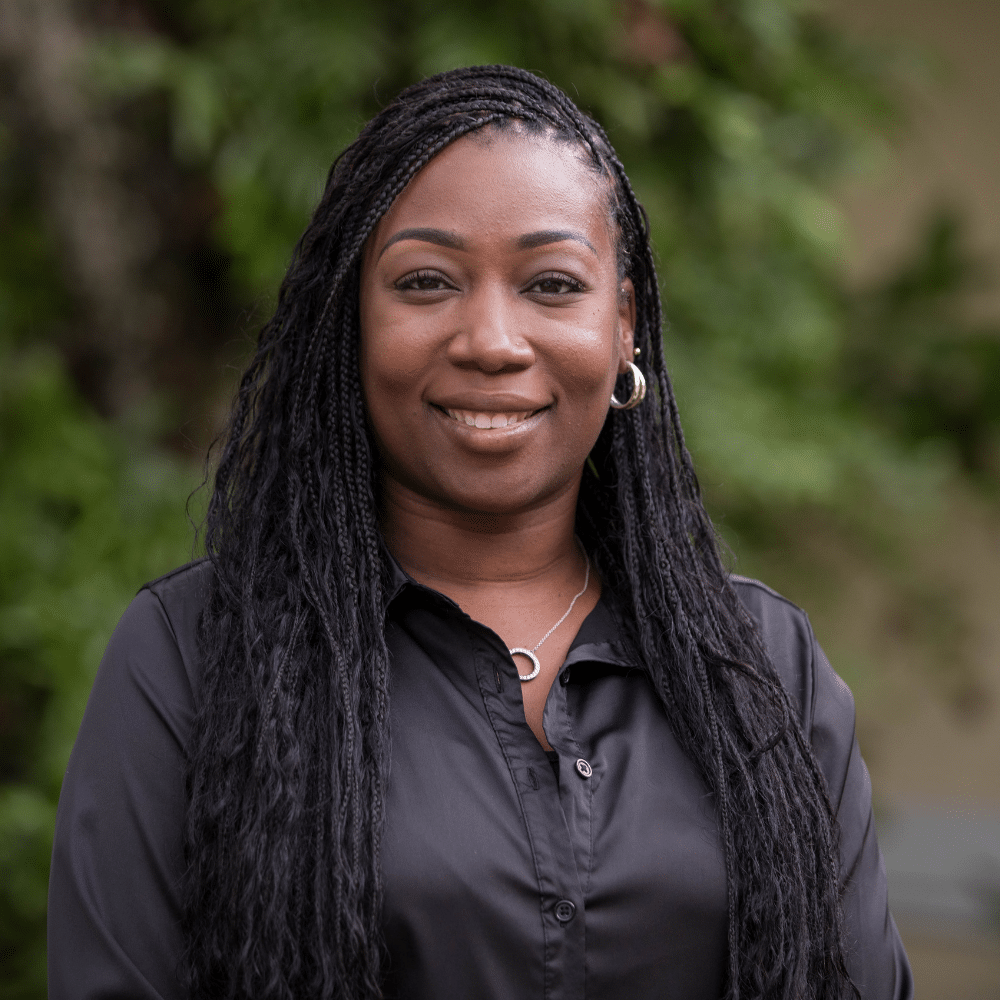 Headshot of Octania Therazin 