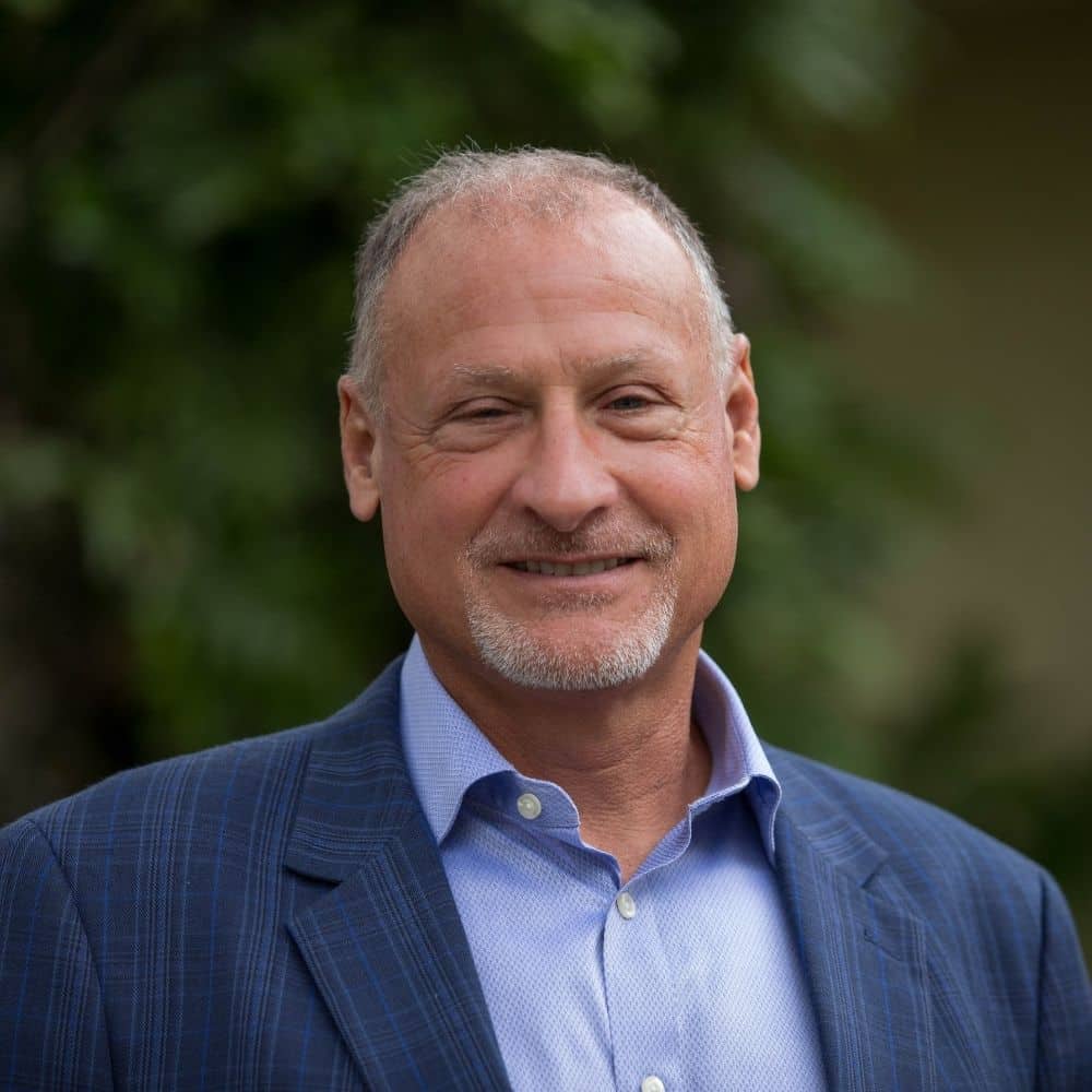 Headshot of Klay Weaver